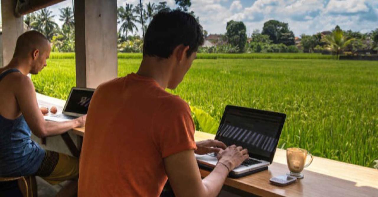 Digital Nomads Can Manage Teams, And Manage To See The World 1