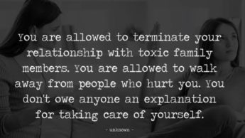 12 Signs Of A Toxic Family
