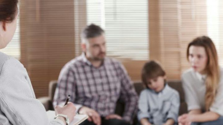 4 common family problems and how to deal with them