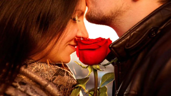 5 SIGNS TO KNOW THAT YOUR PARTNER TRULY LOVES YOU