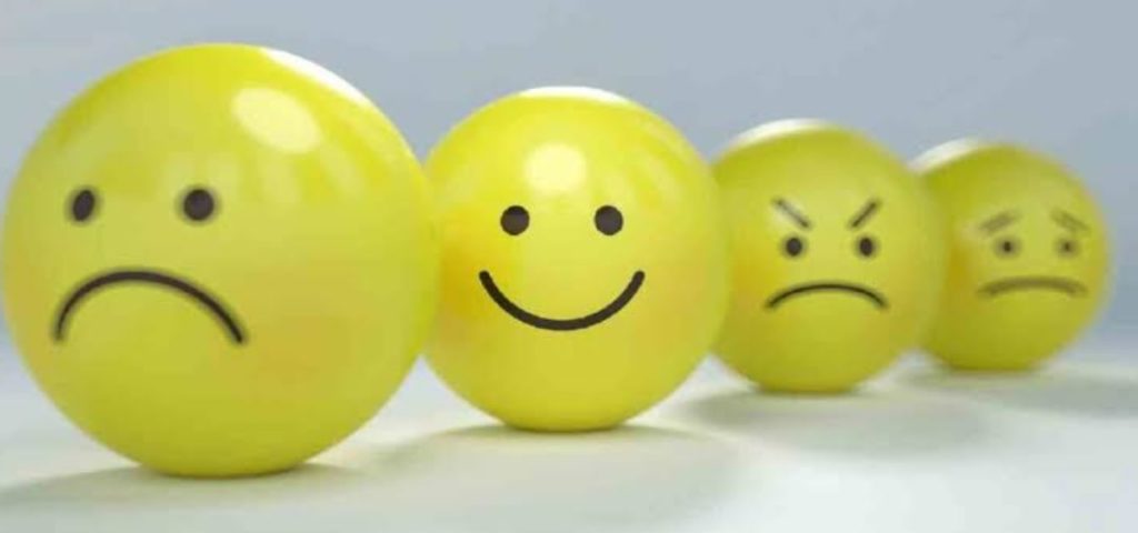 Are you too needy in a relationship? Signs that prove you are! 1