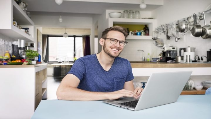 Gadgets that every employee must have with him! 