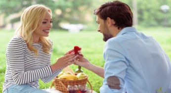 How to propose your best friend and not hurt your friendship?