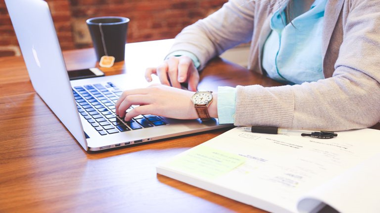 7 reasons why should not give up on learning even after you get a job
