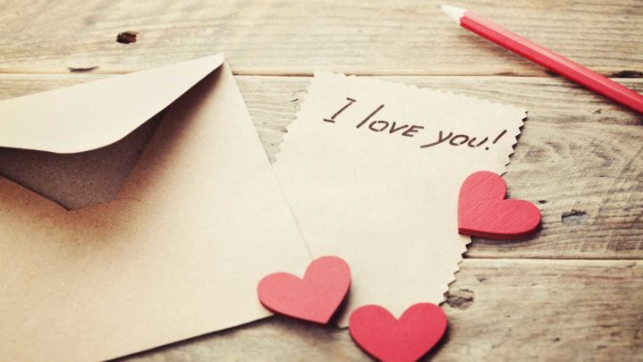 Advantages of writing love letters to your partner