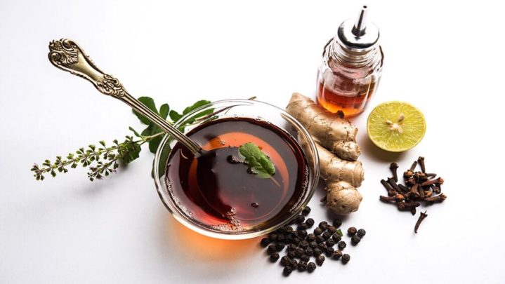 Superb health benefits of different kinds of kadhas (decoction)
