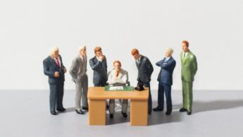 Tips to confront your boss regarding any issue in the office