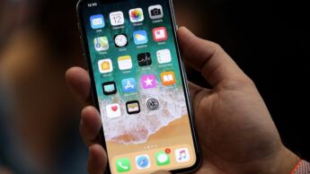 How is your smartphone making you dumber