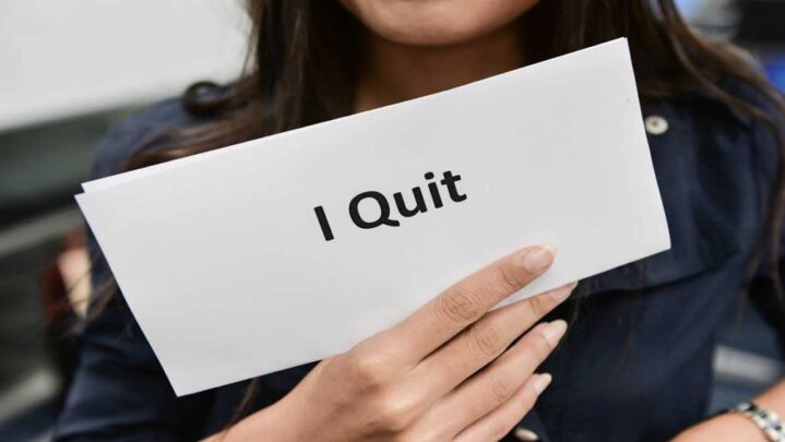 How to write a perfect resignation letter before leaving a company