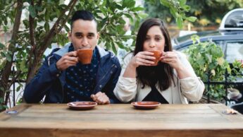 How to maintain a healthy friendship after break up