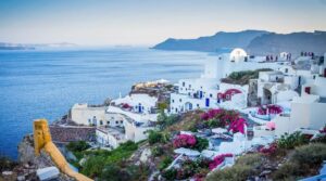 5 Countries That Can Be Your Romantic Honeymoon Destination 7