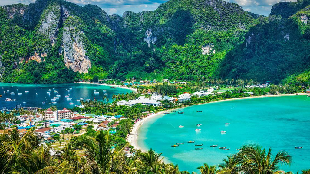 5 Things To Do When You Visit Malaysia & Thailand 3