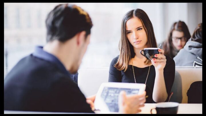 7 things a guy should never do on their first date