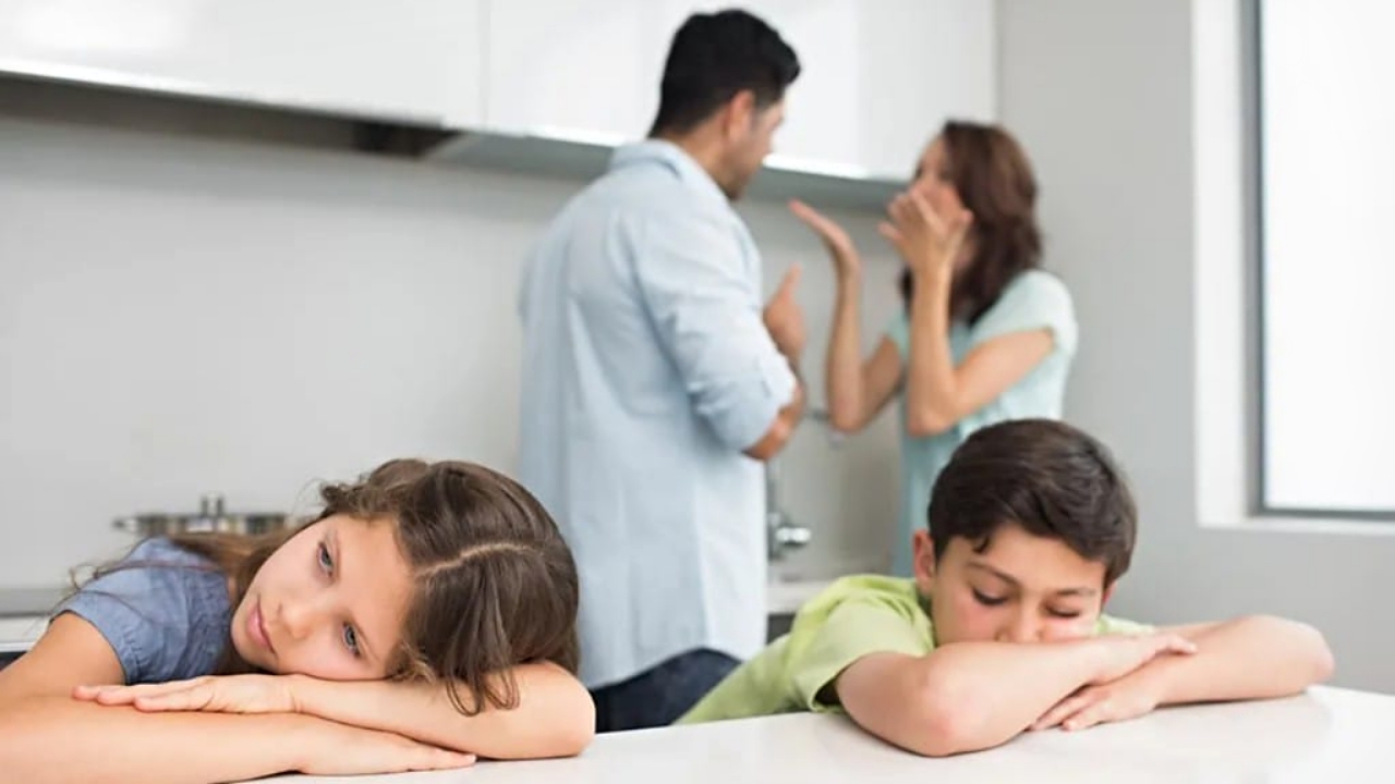 How Can Arguments & Fights Between A Couple Affect Their Children