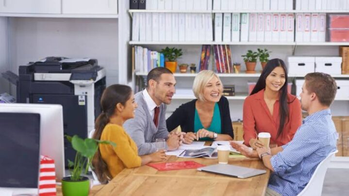 How does a happy mind always turn out to be a productive mind