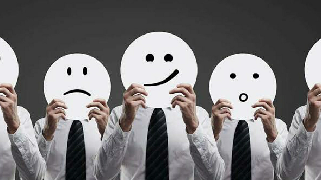 Ways to embrace your negative emotions & lead yourself towards happiness 1
