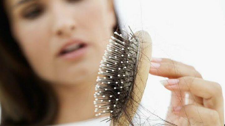 5 Tips That Will Help To Handle Menopausal Hair Fall