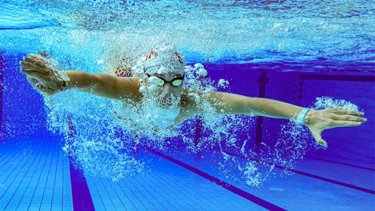 Rocking health benefits of swimming