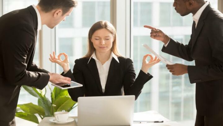 3 Tips To Learn To Always Be At Peace With Your Colleagues