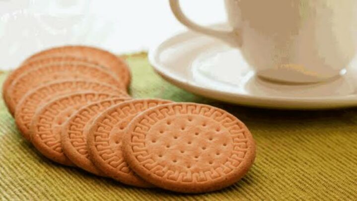 Ever Wondered Why Biscuits Contain Small Holes In Them? Know Here