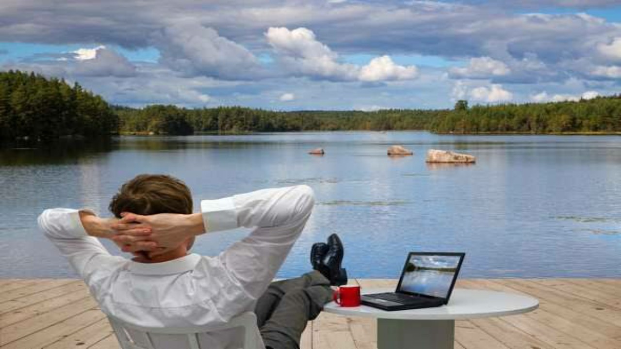 5 Exercises To Get Rid Of Stress At Work & Be Peaceful