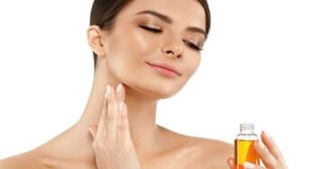 4 Oils Essential For Your Oily Skin