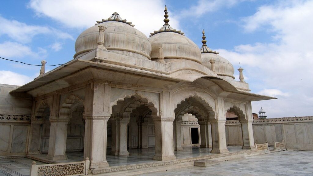 Incredible India: Top 5 Most Beautiful Mosque In India One Must Visit 3