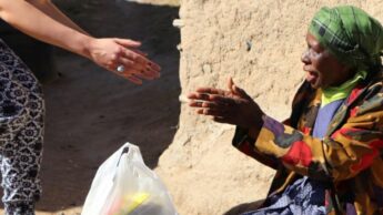 Must Read: Happiness Lies In Giving Not Getting