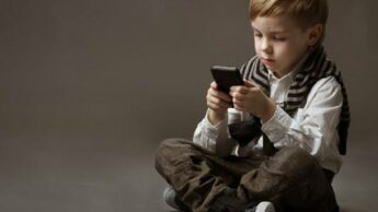 Things that prove the new generation is being affected in a bad way due to technology