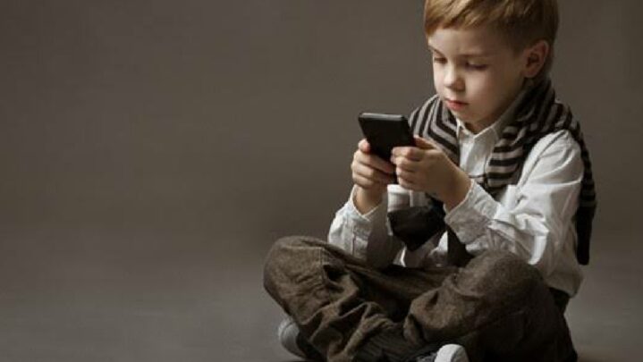 Things that prove the new generation is being affected in a bad way due to technology