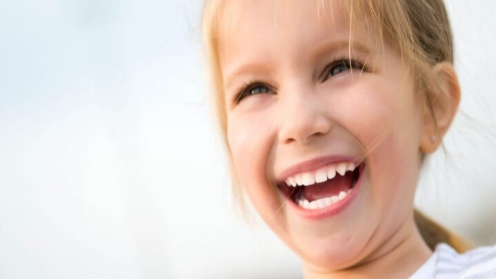 Tips To Make Sure Your Children Grow Straight Teeth