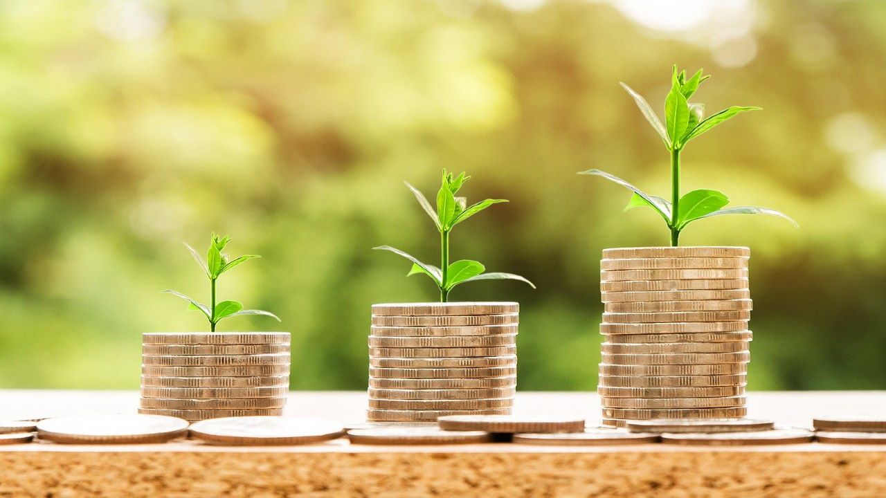 Why Should You Have An Extra Income Apart From A Regular Job