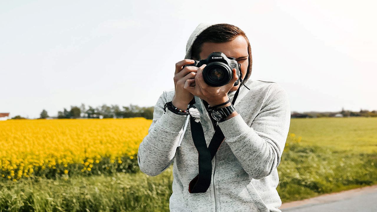 17 Career Paths To Pursue In Arts - SuccessYeti