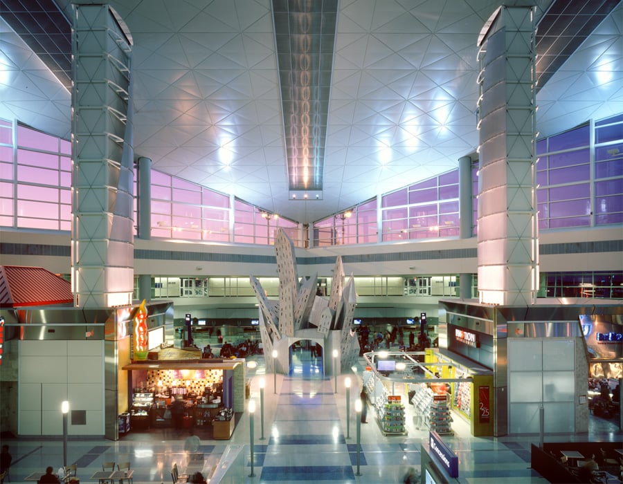 5 Biggest Airports In The World 2
