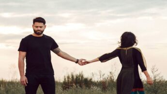 How To Emotionally Let Go Of Someone You Still Love