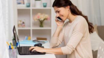 7 Work From Home Jobs For Housewives