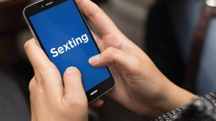 8 Rules While Sexting For The First Time