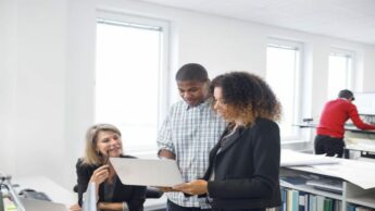 Project Leader Vs. Project Manager: Key Differences