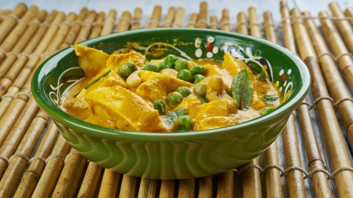 Enjoy This Delicious Kadhai Paneer At Home With These Simple Steps