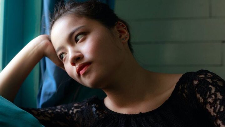 Filmy Dialogues Every Introvert Can Relate To