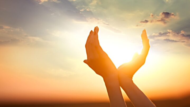 Happiness Hacks: 4 Ways To Infuse Joy In Your Life