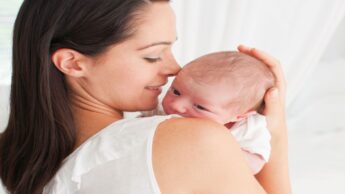 Here Are 5 Things To Avoid While You Hold A Baby