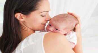 Here Are 5 Things To Avoid While You Hold A Baby