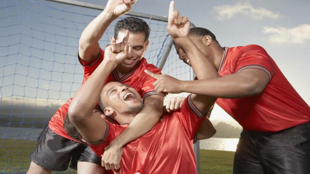 How Does Sports Inject Happiness In One's Mind?