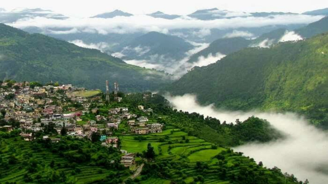 Incredible India: 6 Indian Hill Stations You Must Visit At Any Cost 5