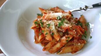 Super Easy Recipe For Delicious Penne Arrabbiata