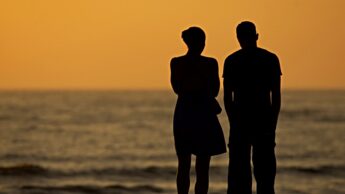 Does Advice Help If We Are Hurt?