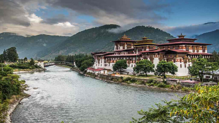 5 Most Beautiful Buddhist Monasteries Around The World