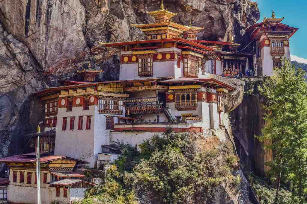 5 Most Beautiful Buddhist Monasteries Around The World