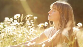 5 Ways To Be Peaceful And More Present